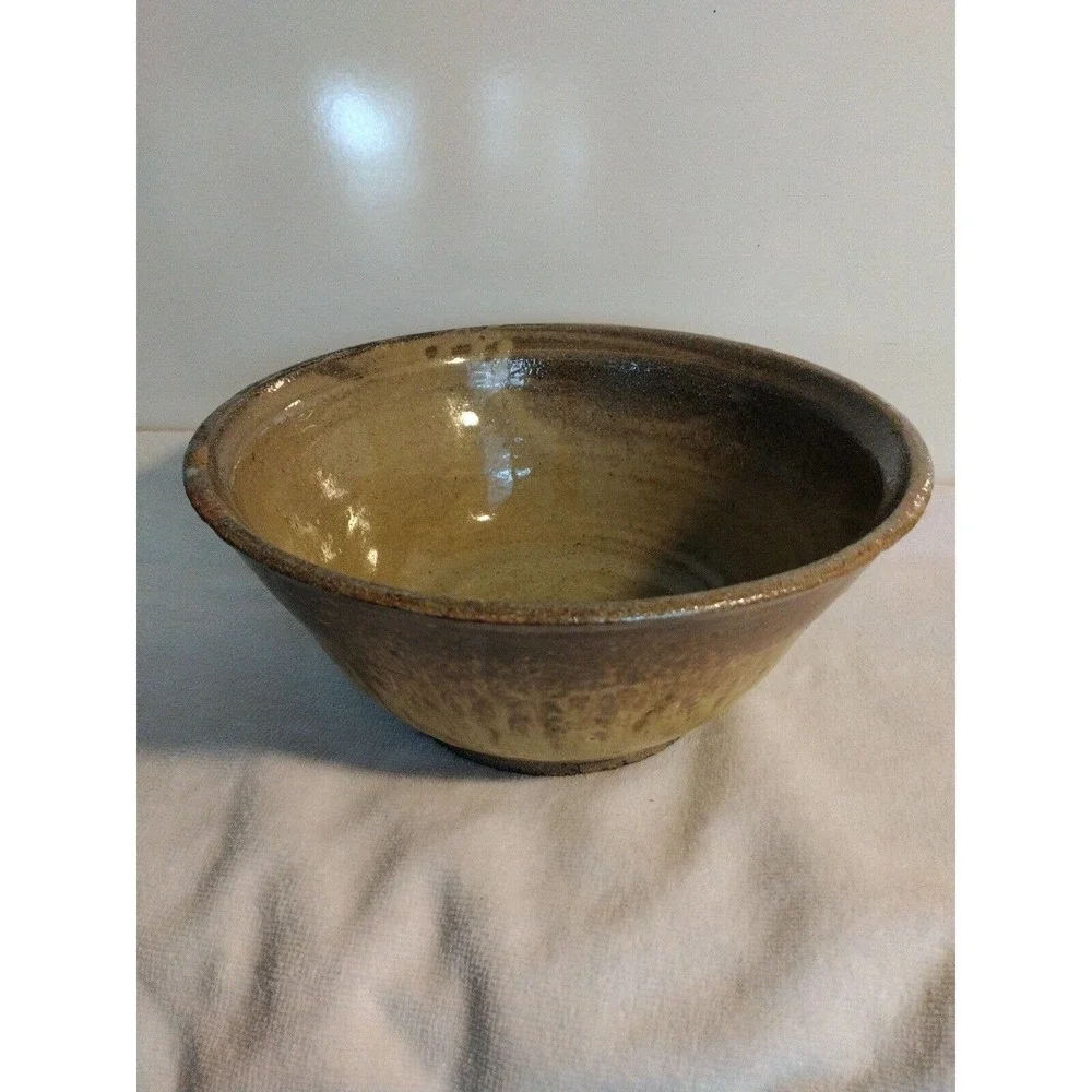 Hand Pottery Bowl Studio Art Brown Drip Glaze Two-Tone Artist‎ Signed GORGEOUS
